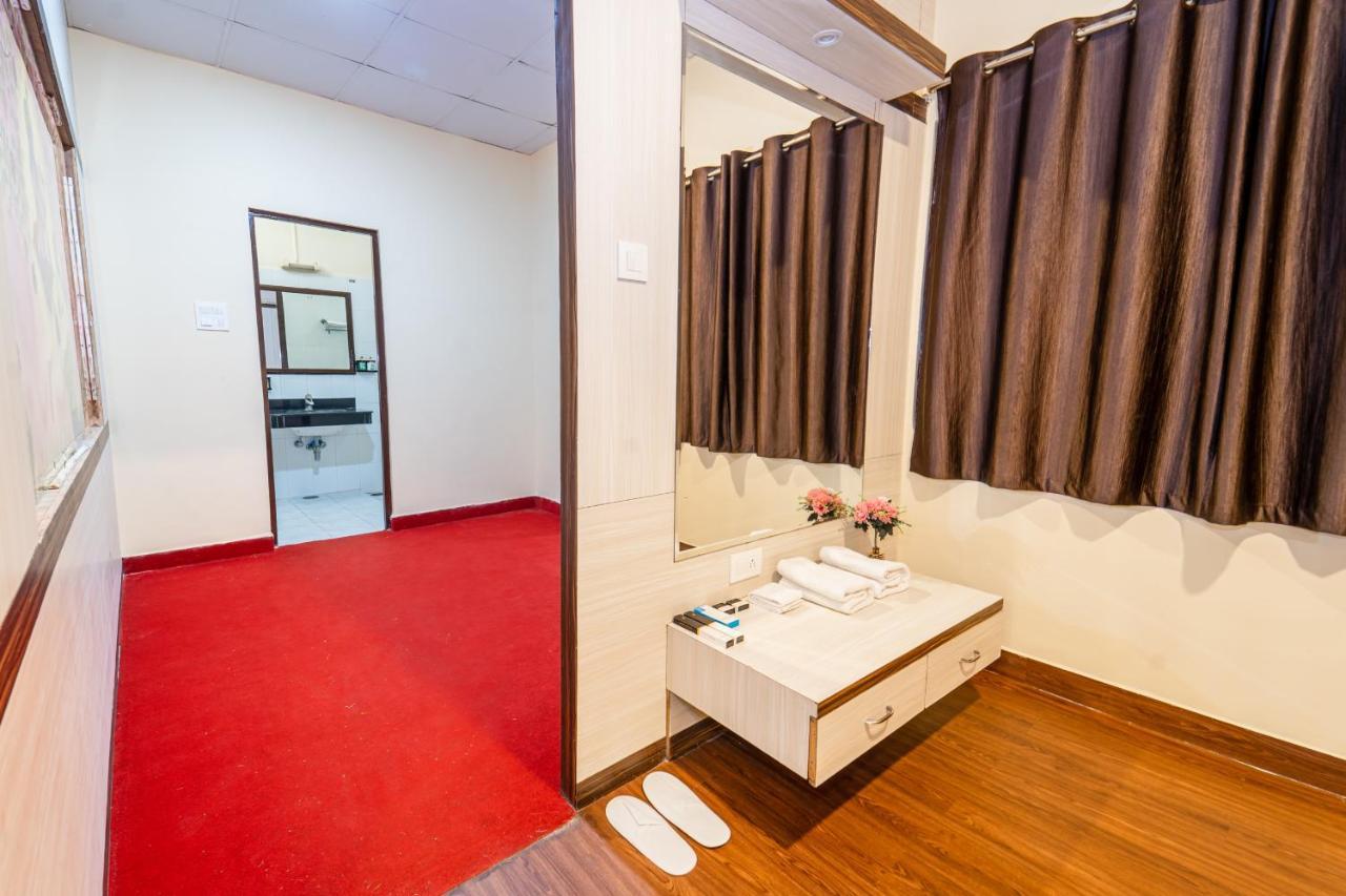 Narmada Hills Resort Godarpura Exterior photo